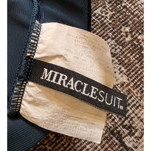 Miraclesuit Azura One Piece Swimsuit Women’s 14 Green Slimming Tummy Control - Picture 6 of 7